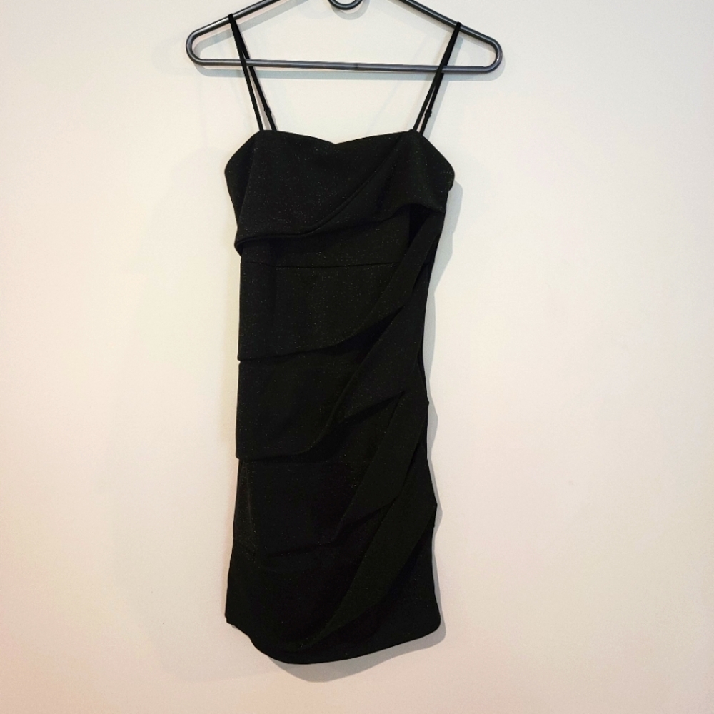 GORGEOUS LBD!!